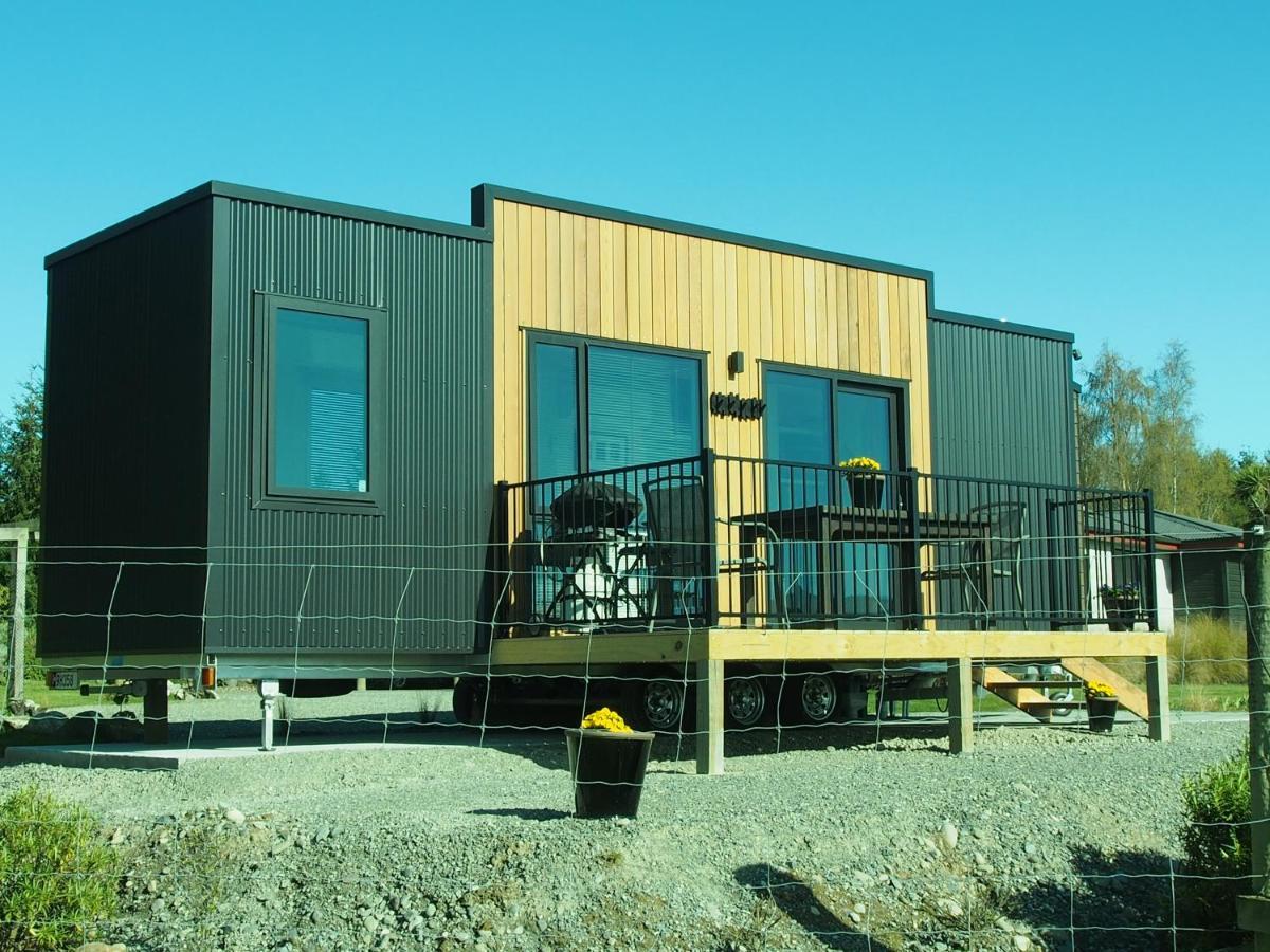 Boutique Tiny House - Te Anau Country Accommodation Kültér fotó